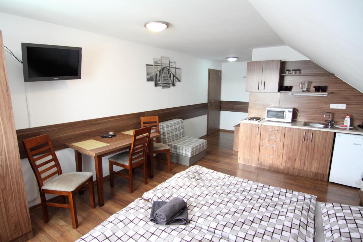 Apartmánový dom Stela Bešeňová Exterior foto