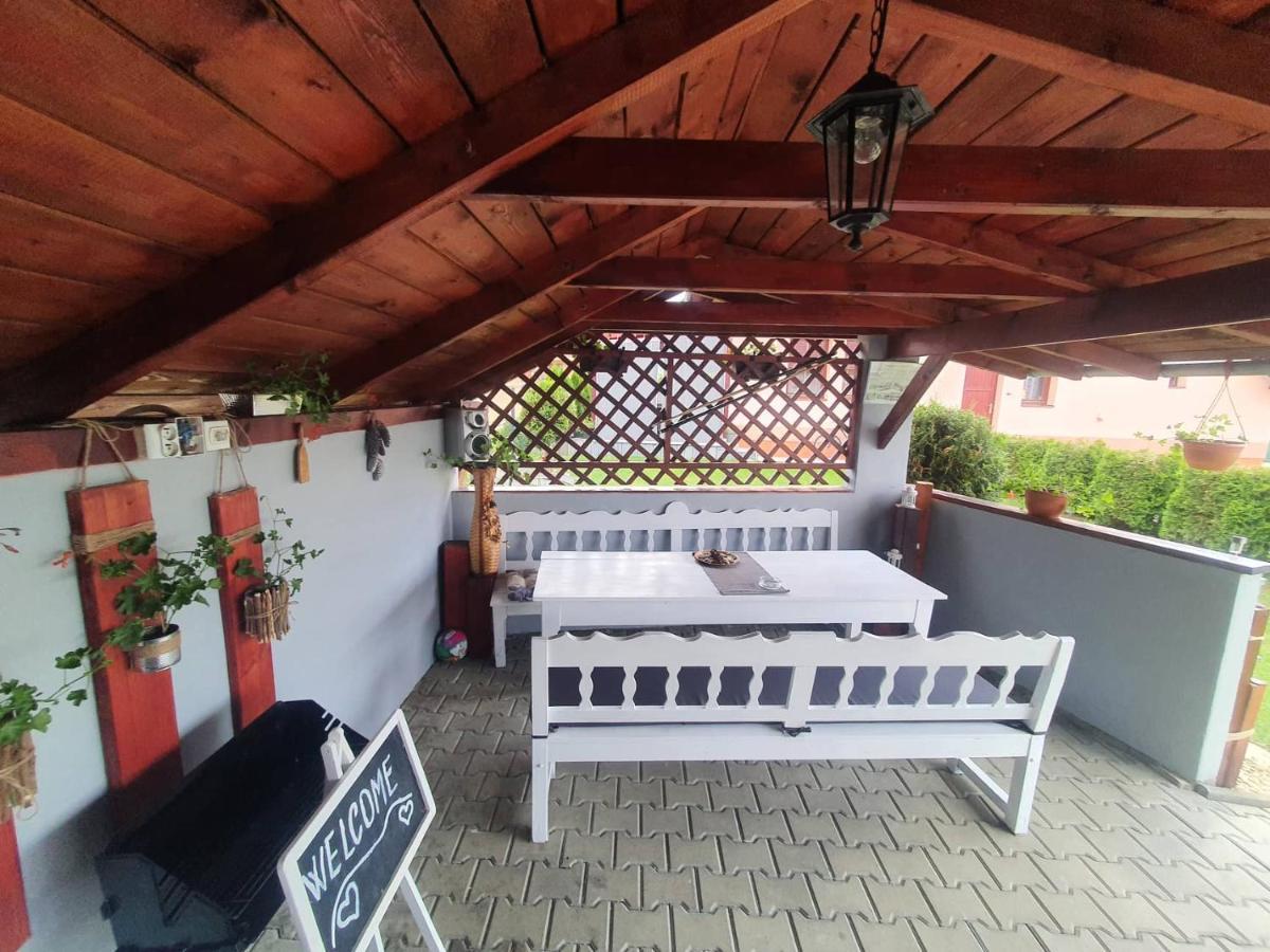 Apartmánový dom Stela Bešeňová Exterior foto