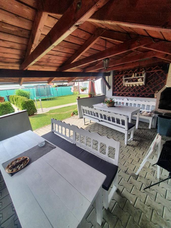 Apartmánový dom Stela Bešeňová Exterior foto