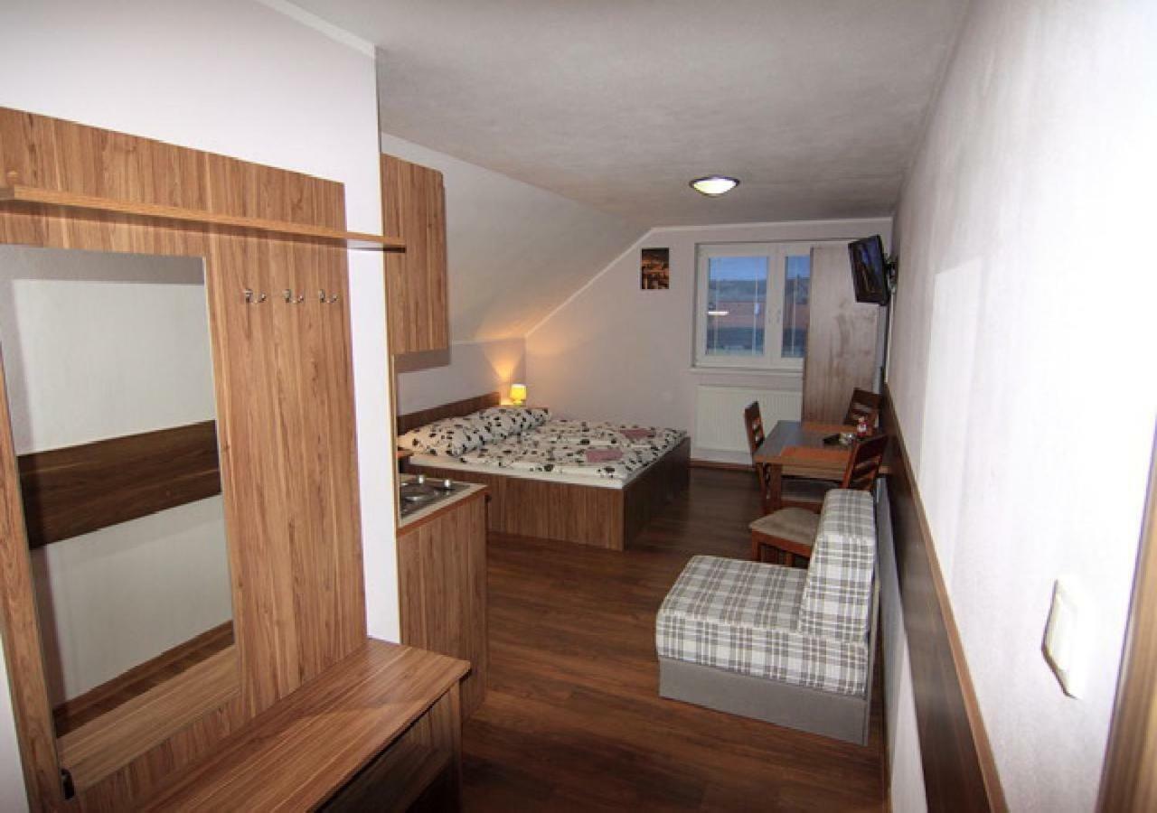 Apartmánový dom Stela Bešeňová Exterior foto
